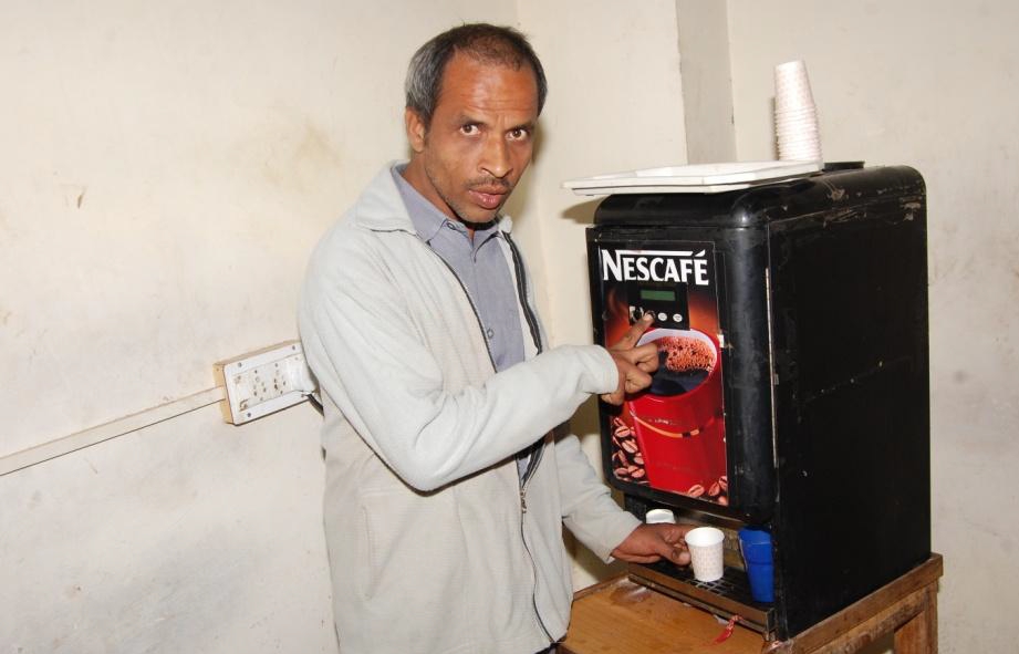 Harbhajan Setia: Coffee Vending at the mini Secretariat